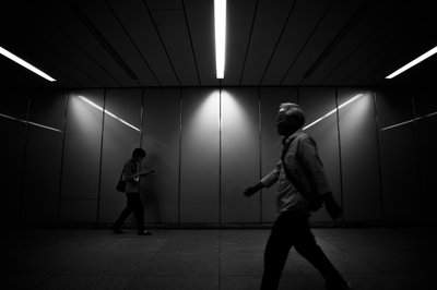 Luz do Metro da Cidade de Satoshi Hata