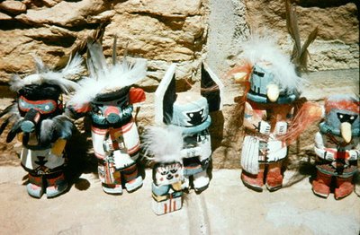 Kachina Dolls (mídia mista) de School American