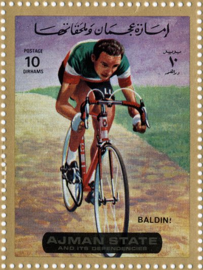 Carimbo dos EAU representando o ciclista Ercole Baldini (Ne 1933). de School Arabic