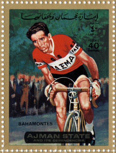 Carimbo dos EAU representando o ciclista Federico Bahamontes (Ne 1928). de School Arabic