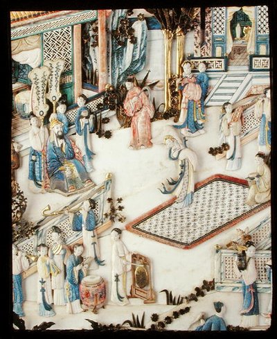Detalhe de um painel que retrata um dignitário observando uma bailarina, Qianlong period de School Chinese