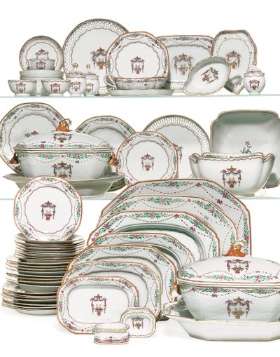 Serviço de jantar de bênção sacerdotal, c.1785 (cerâmica) de School Chinese