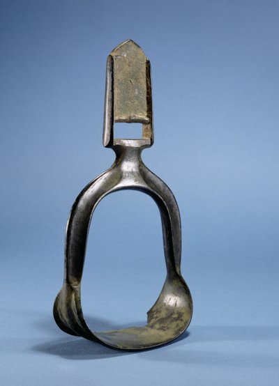 Estribo, do noroeste da China ou da Sibéria, século VI ou VII (bronze) de School Chinese