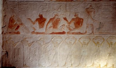 Antigo Egipto: relevo calcário representando músicos da Capela de Mastaba em Akhethetep, por volta de 2300 AC. 5ª dinastia. Antigo império. De Saqqara (Sakkara). Paris, Museu do Louvre. de School Egyptian