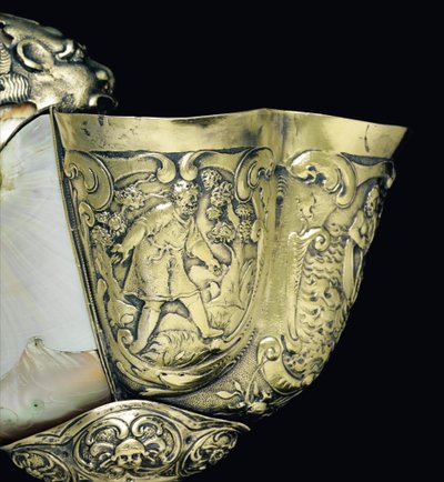 Taça nautilus montada, Nagyszeben, meados do século 17 (concha e prata dourada) (detalhe de 3434804) de School Hungarian