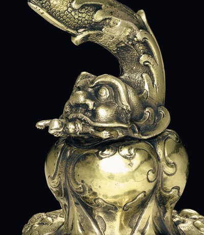 Taça nautilus montada, Nagyszeben, meados do século 17 (concha e prata dourada) (detalhe de 3434804) de School Hungarian