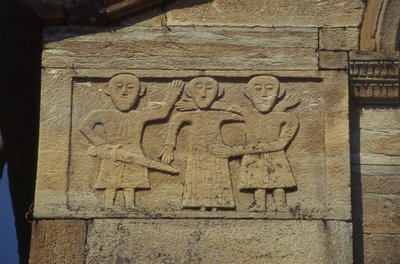 Detalhe da fachada da igreja paroquial de Santa Maria (foto) de School Italian