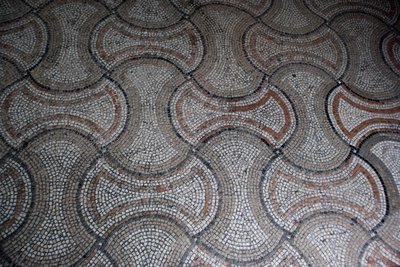 Detalhe da decoração do chão (mosaico) de School Italian