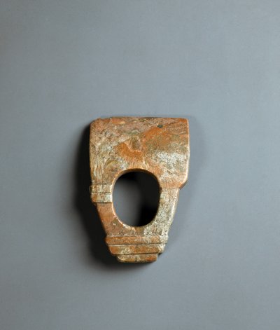 enxada em forma de anel de granito vermelho, período Jomon 10000-300 a.C. de Japanese School