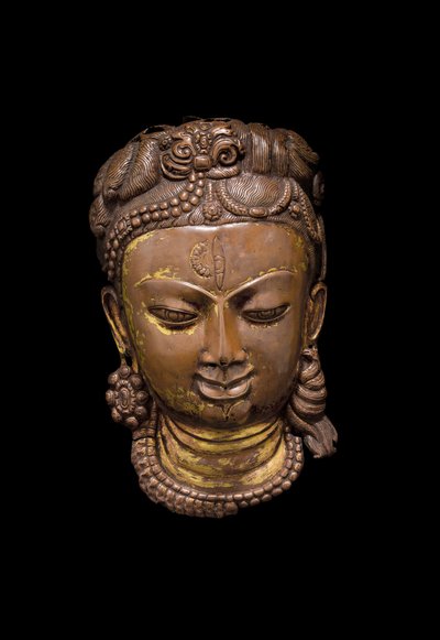 Máscara repousse de Shiva Ardhanarishvara, século XI (cobre) de School Nepalese