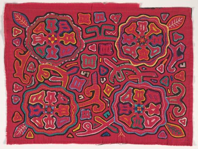 Painel de camisas (mola), Povo Kuna, Ilhas San Blas, c.1950s (algodão aplicado) de School Panamanian