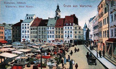 Cartão postal representando o Old Town Market Place em Varsóvia, c.1910 (cor litho) de School Polish