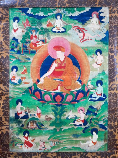 O Lama Rje- agarra Rtod Iha-pa-pa- dbang Agarra com auréola e rodeado por numerosos mahasiddha (iogues), viveu na Índia e no Tibete (século 7-11), Gouache em lona de School Tibetan