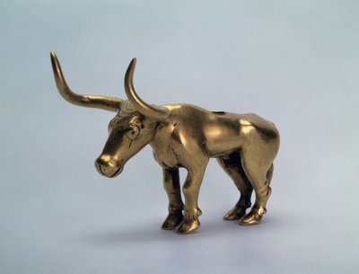 Estatueta de um pedaço de touro de um poste de um dossel, terceiro milênio aC de Scythian