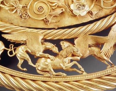 Grifos atacando um cavalo, pormenor de um peitoral em ouro de Tovsta Mohyla, Cita, século IV a.C. de Scythian