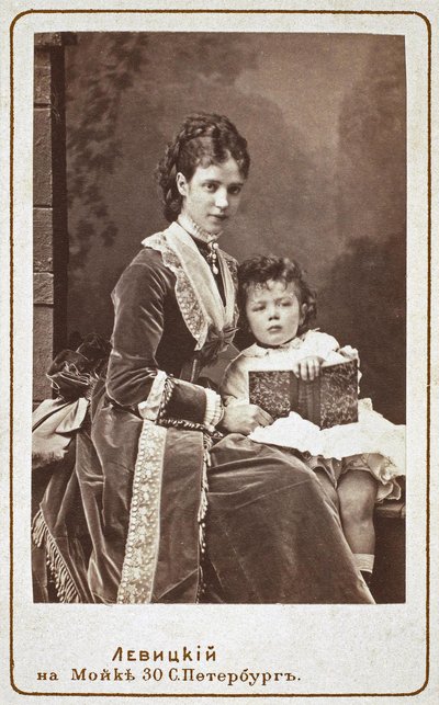 Maria Imperatriz Maria Fyodorovna Dagmar da Dinamarca 1847-1928 com o filho Nicholas Alexandrovich da Rússia, de Sergei Lvovich Levitsky
