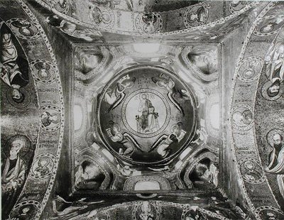 Detalhe da cúpula com o Cristo Pantocrator no centro (mosaico) (foto a p/b) de Sicilian School
