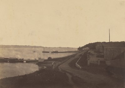Estreitos no East River de Silas A. Holmes
