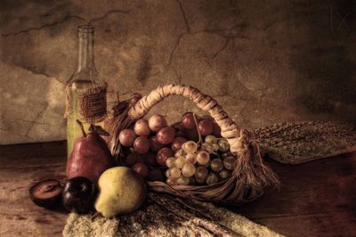 Natureza morta rústica com frutas de Silvia Simonato