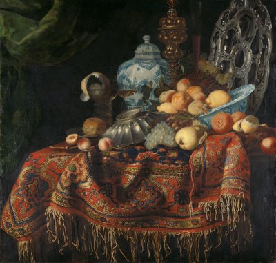 Natureza Morta com Fruta, Pratos e Pratos num Tapete de Turquia de Simon Luttichuys (attributed to)