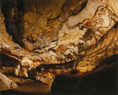 O Unicórnio Mítico de Lascaux e outras pinturas de Lascaux realizadas há mais de 17.000 anos. de Sisse Brimberg