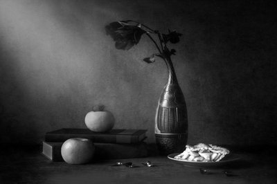 Cena de mesa no estilo «Dark Academia» de Siyu_Wei APA