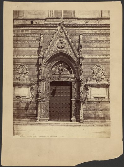 Porta da Catedral de Messina de Sommer and Behles