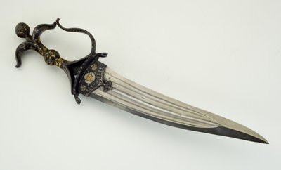 Chilanum, ou punhal (aço e ferro com incrustações de prata e ouro) de South Indian School