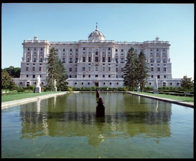 Vista do Palácio Real (1738-1755) (fotografia) de Spanish School