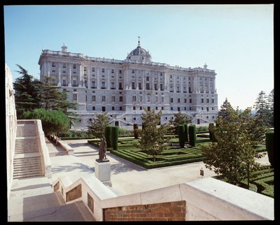 Vista do Palácio Real (1738-1755) (fotografia) de Spanish School