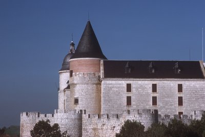 Vista do castelo de Spanish School
