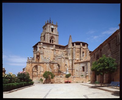 Vista da igreja de Spanish School