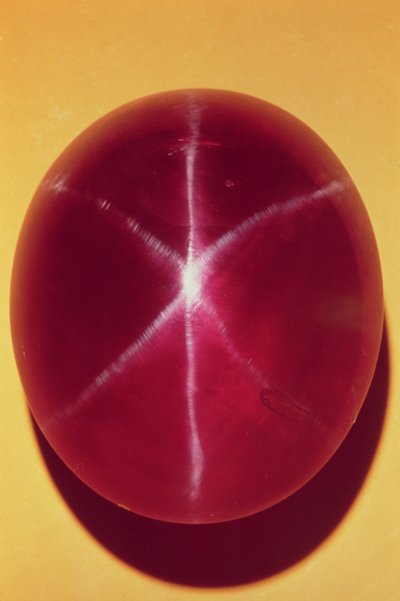 O Rosser Reeves Star Ruby (rubi) de Sri Lankan School
