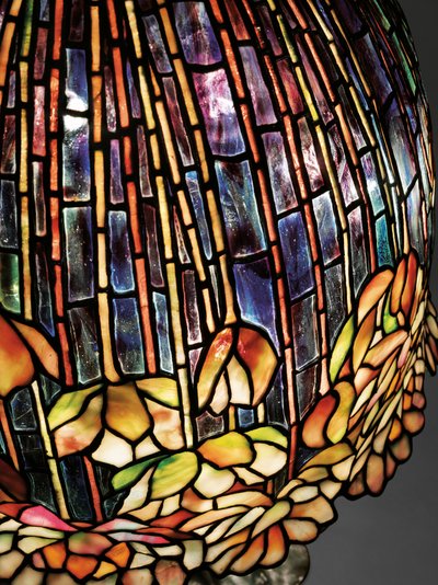 Um abajur &39;Pond Lily&39;, c.1903 (vidro com chumbo e bronze patinado) de Studios Tiffany