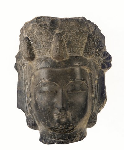 Cabeça de um bodhisattva, 581-618 (calcário cinza escuro) de Sui Dynasty Chinese School