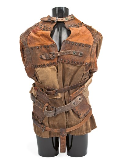 Camisa-força de propriedade de Harry Houdini, c.1915 (lona cáqui, couro e rebites de metal) de Swanfeldt Tent and Awning Co.