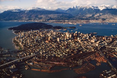 Uma vista aérea de Vancover. de Ted Spiegel