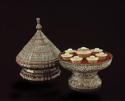 Recipientes (madrepérola) de Thai School