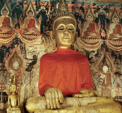 Estátua de Buda tailandês Lu de Thai School