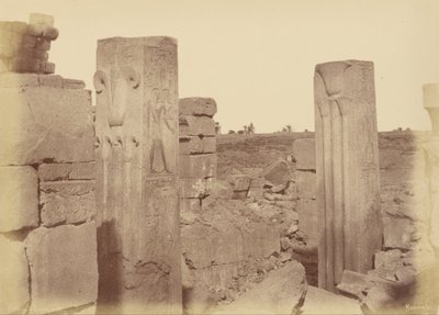 Karnak, colunas de lótus de Thotmes III de Théodule Devéria