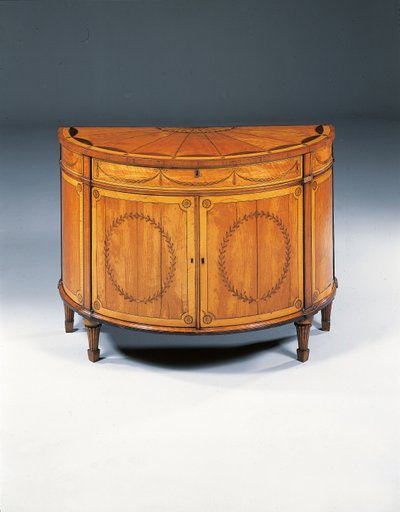 Cômoda demi-luna de marchetaria George III, c.1760-79 (satinwood, amaranto e tulipwood) de Thomas (attr.to) Chippendale