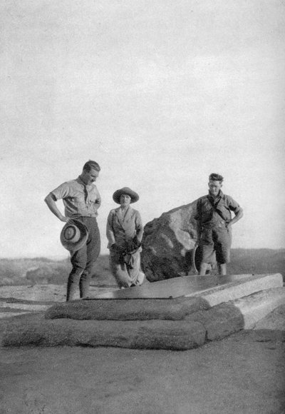 Túmulo de Cecil Rhodes, empresário britânico e político na África, Rodésia do Sul, 1924 1927 de Thomas A. Glover