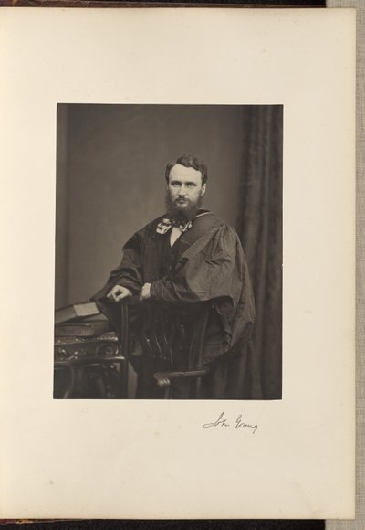 John Young, M.D., Professor de História Natural de Thomas Annan
