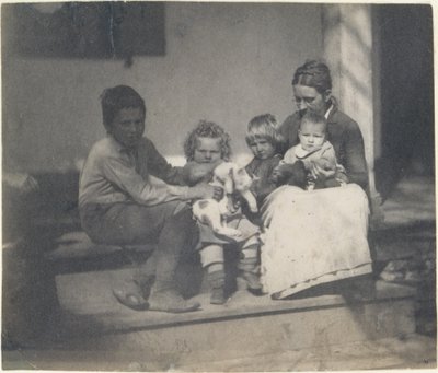 [Frances Crowell com Garoto Não Identificado, Katie, James e Frances Crowell], 1890., 1890. de Thomas Eakins