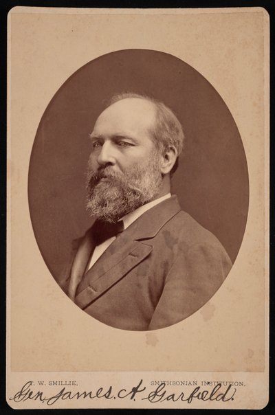 Retrato de James Abram Garfield 1831-1881, junho de 1880. de Thomas William Smillie