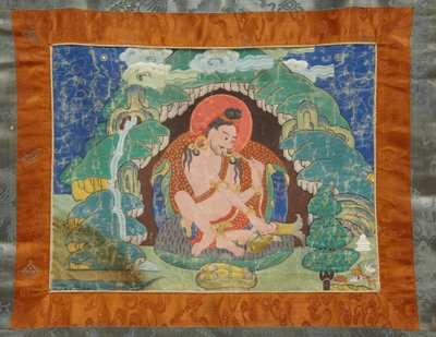 Mahasiddha Luipa, de um conjunto parcial de thangkas, no início do século XIX (pigmentos minerais em algodão de tamanho médio; montagem original em brocado) de Tibetan School