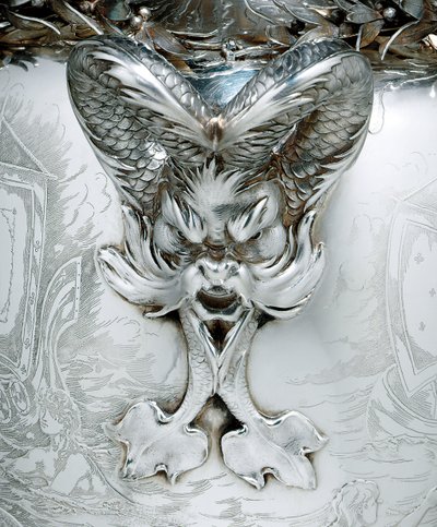 Detalhe de um troféu de iatismo de Tiffany and Company