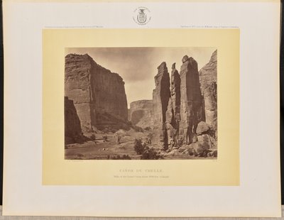 Cañon de Chelle. Paredes do Grand Cañon com cerca de 1200 pés de altura de Timothy H. O
