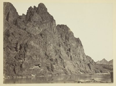 Penhasco em frente ao acampamento Big Horn, Black Cañon, Rio Colorado de Timothy O