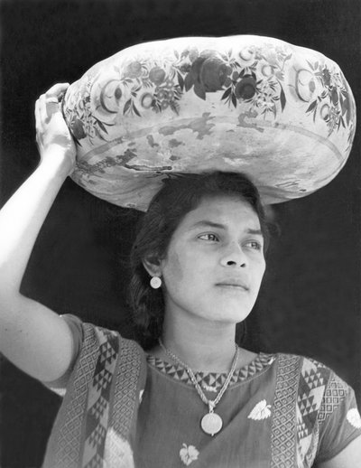Mulher em Tehuantepec, México, 1929 de Tina Modotti
